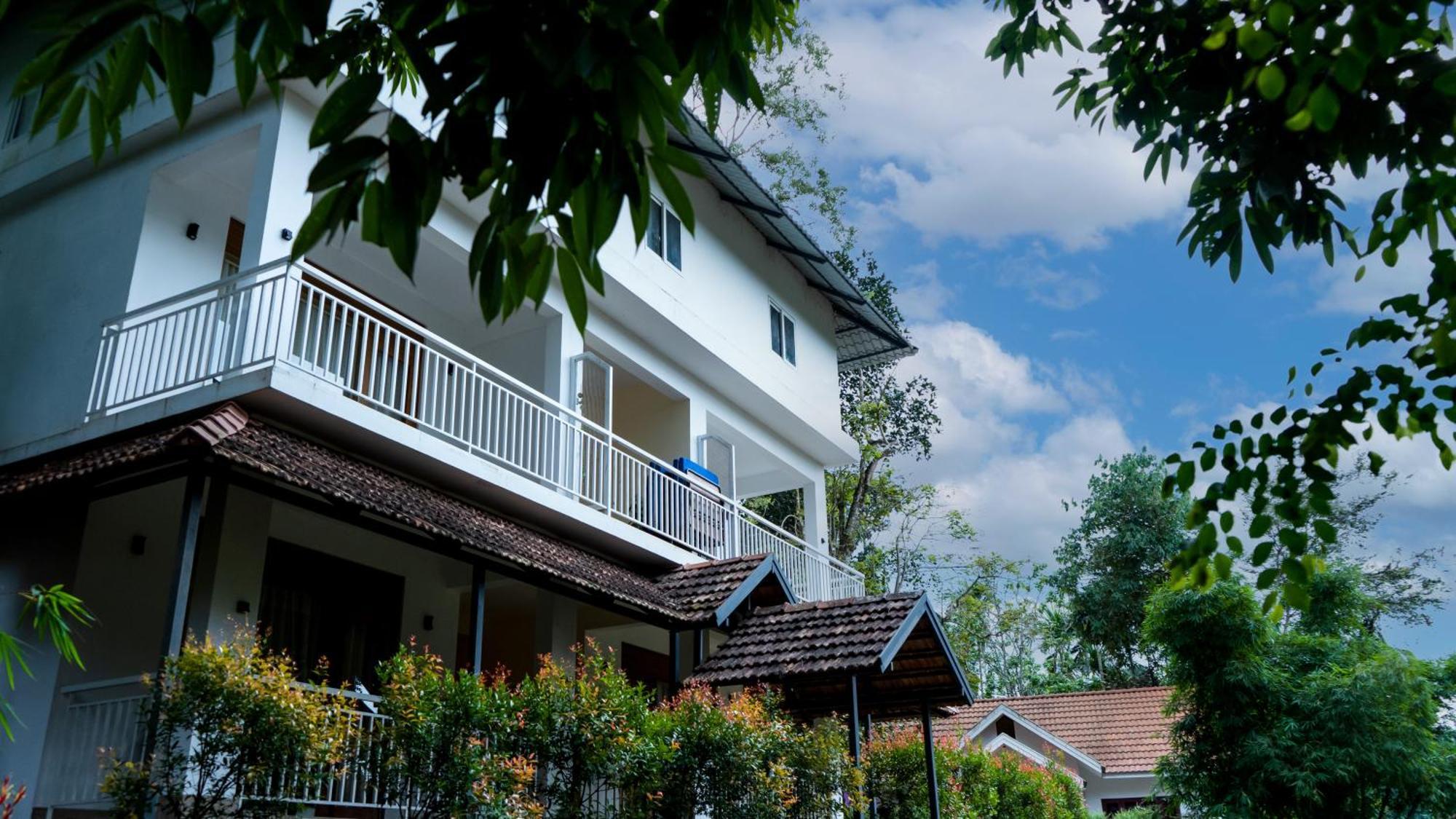 Vythiri Holiday Resort, Wayanad Zewnętrze zdjęcie
