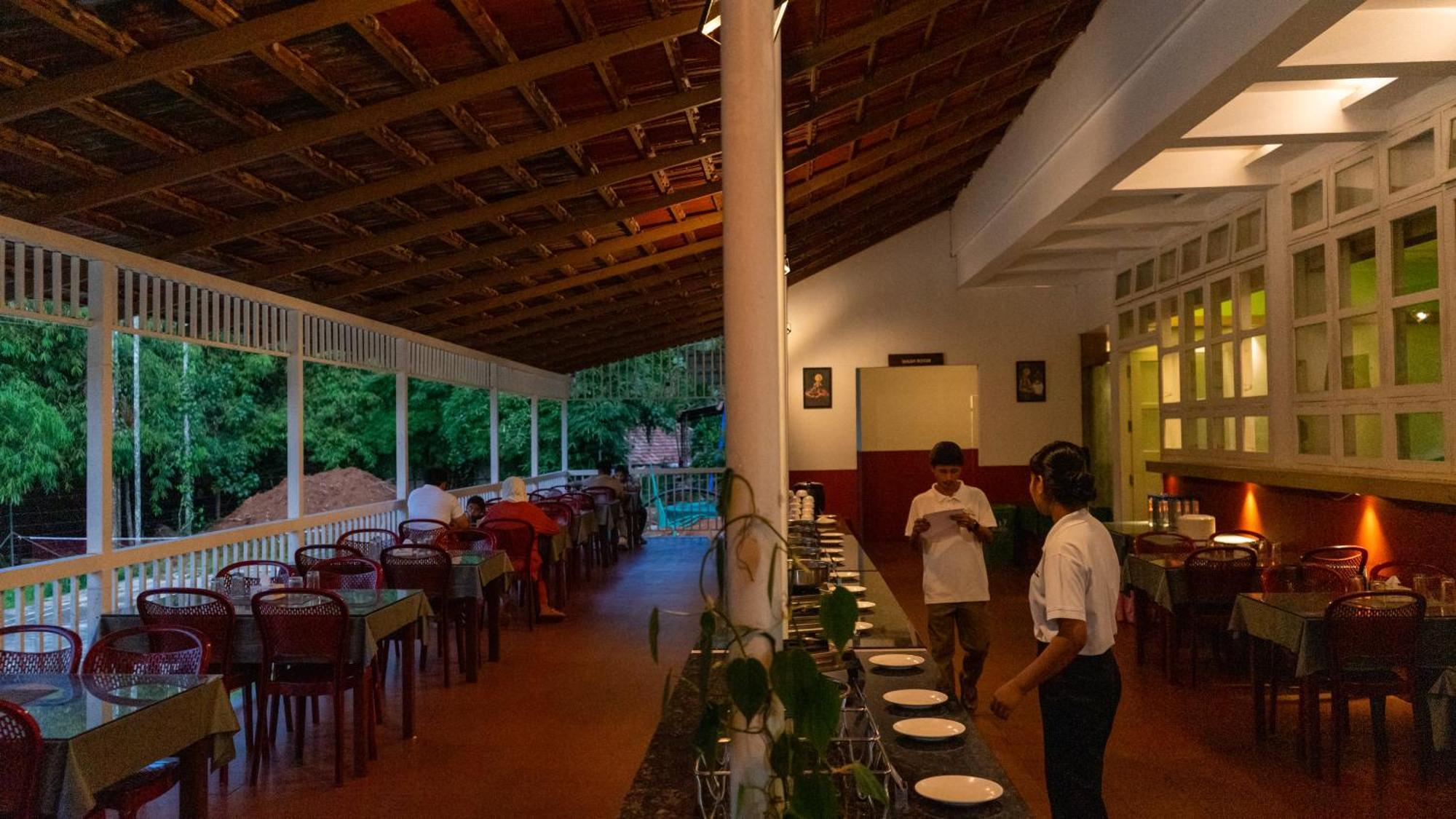 Vythiri Holiday Resort, Wayanad Zewnętrze zdjęcie