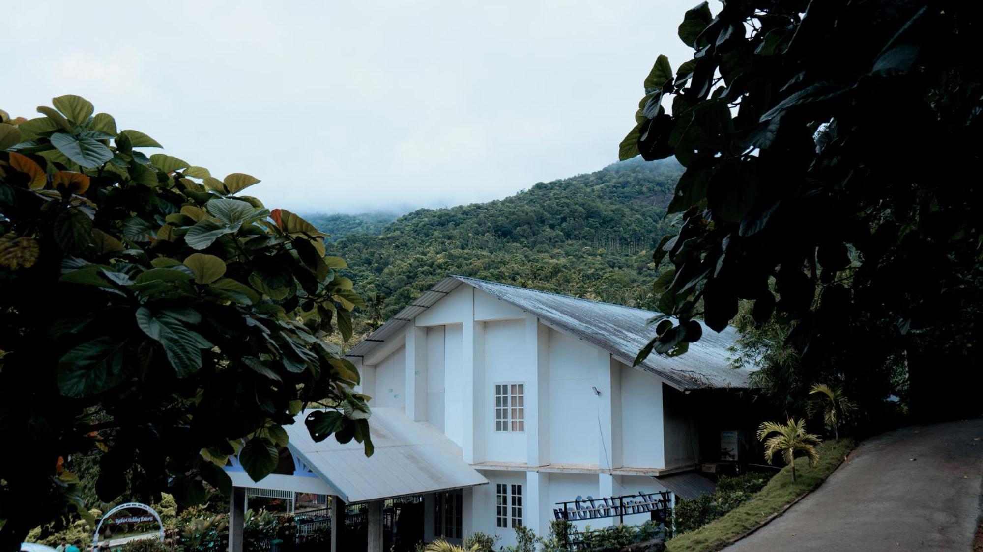 Vythiri Holiday Resort, Wayanad Zewnętrze zdjęcie